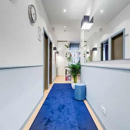 이지 버짓 콜로세오 로마