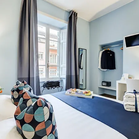 이지 버짓 콜로세오