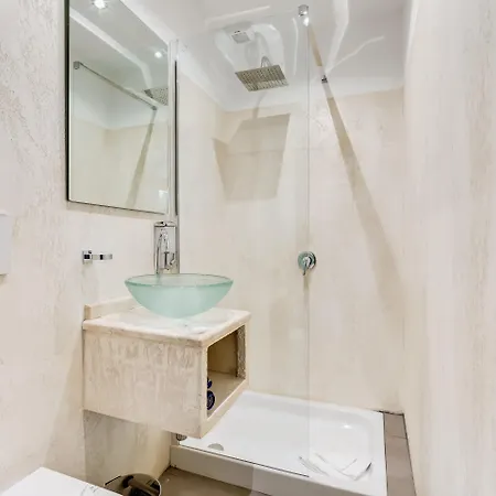 Easy Budget Colosseo 4* Rome