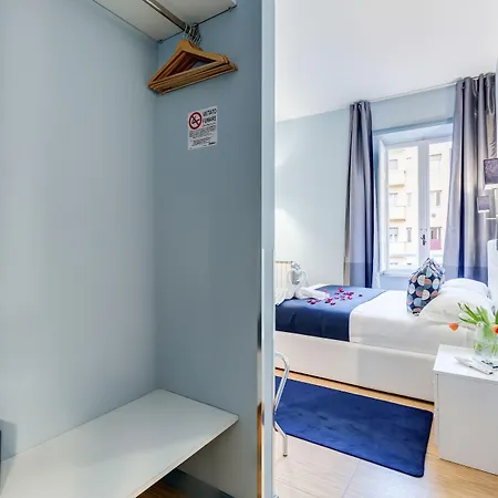 Easy Budget Colosseo Casa de hóspedes 4*